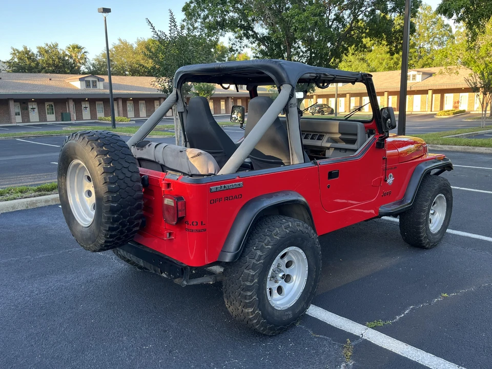 1990 Jeep YJ Wrangler - Image 18 of 31