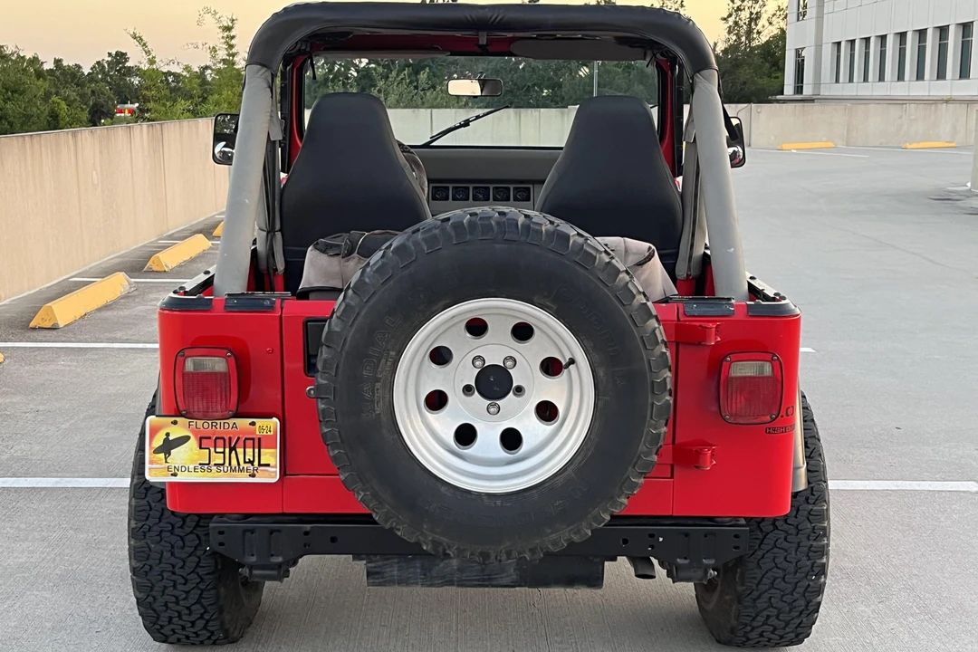 1990 Jeep YJ Wrangler - Image 5 of 31