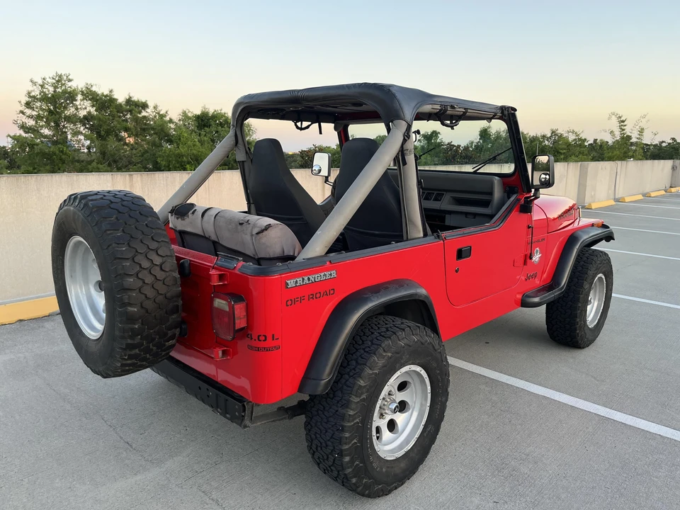 1990 Jeep YJ Wrangler - Image 17 of 31