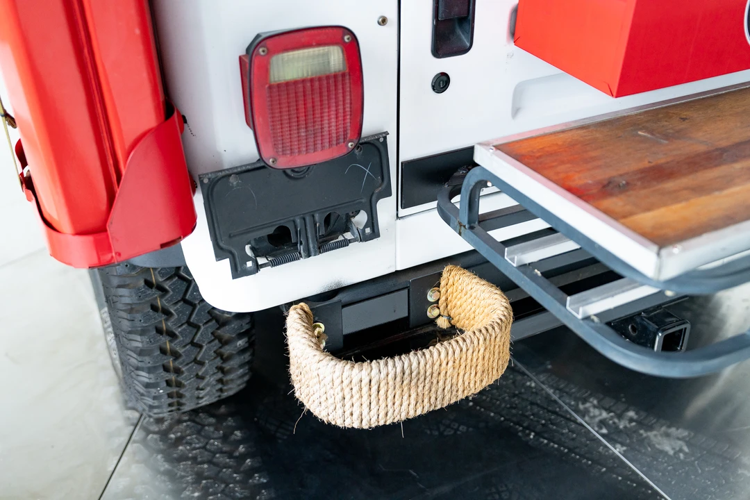 1990 Jeep YJ Wrangler - Image 26 of 31