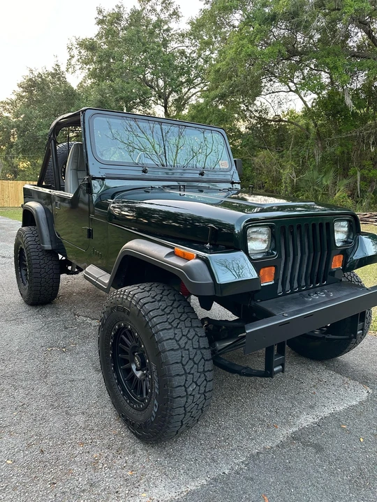 1990 Jeep YJ Wrangler - Image 5 of 31