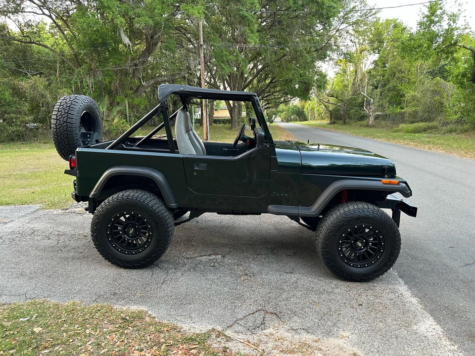 1990 Jeep YJ Wrangler - Image 9 of 31