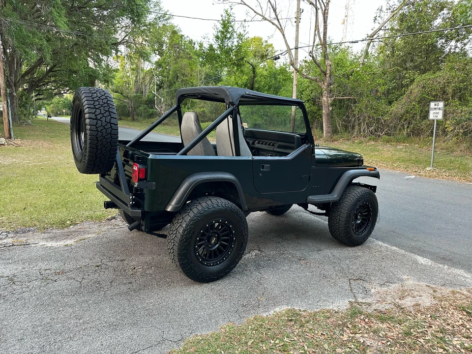 1990 Jeep YJ Wrangler - Image 10 of 31