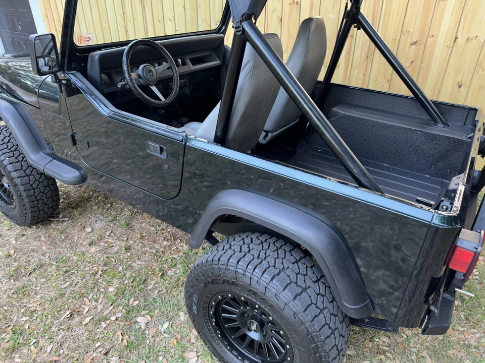 1990 Jeep YJ Wrangler - Image 26 of 31