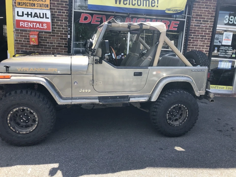 1990 Jeep YJ Wrangler - Image 7 of 11