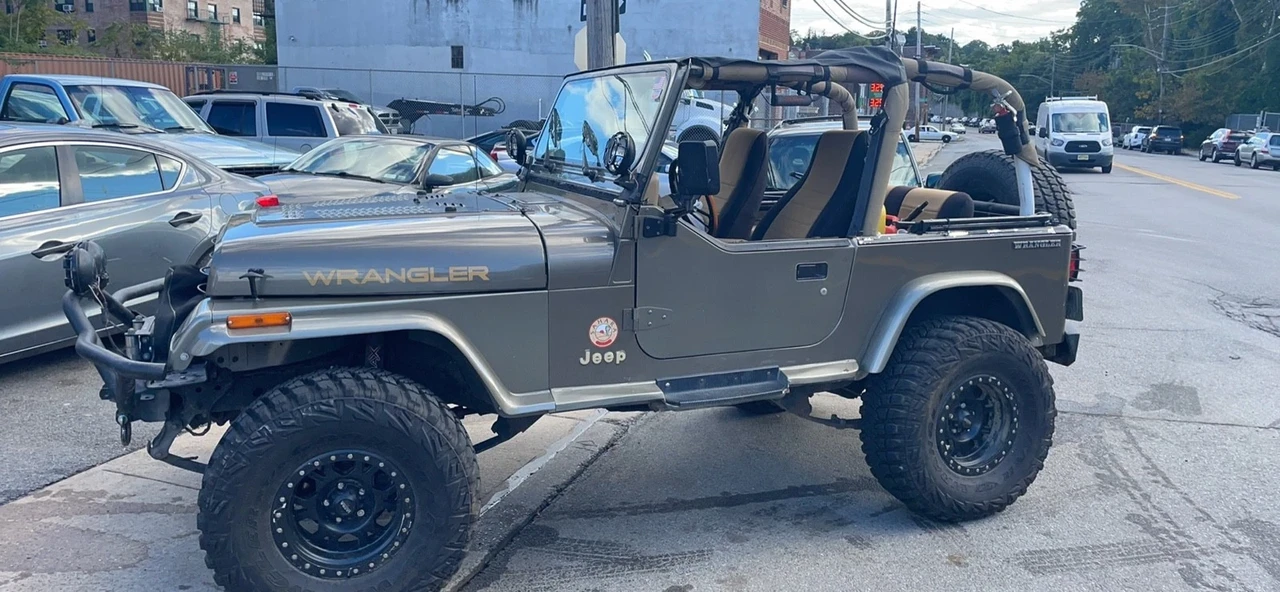 1990 Jeep YJ Wrangler - Image 2 of 11