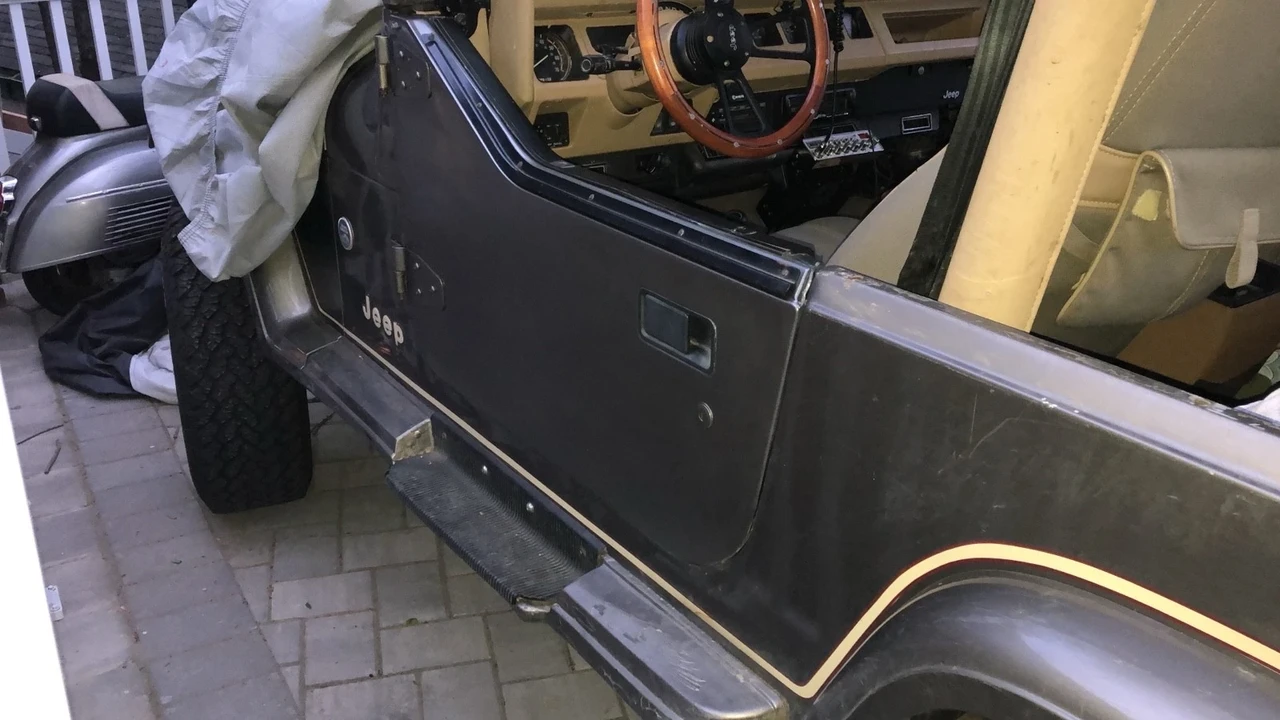 1990 Jeep YJ Wrangler - Image 6 of 11