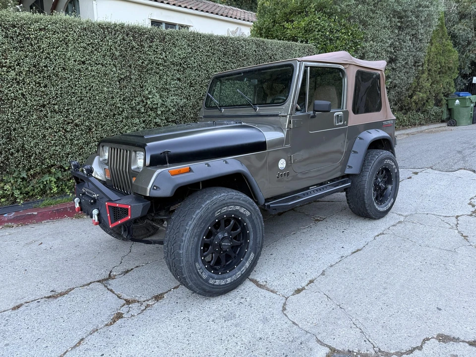 1990 Jeep YJ Wrangler - Image 6 of 31