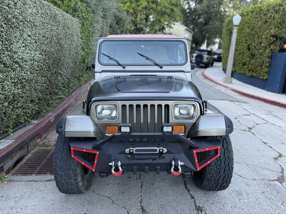 1990 Jeep YJ Wrangler - Image 25 of 31