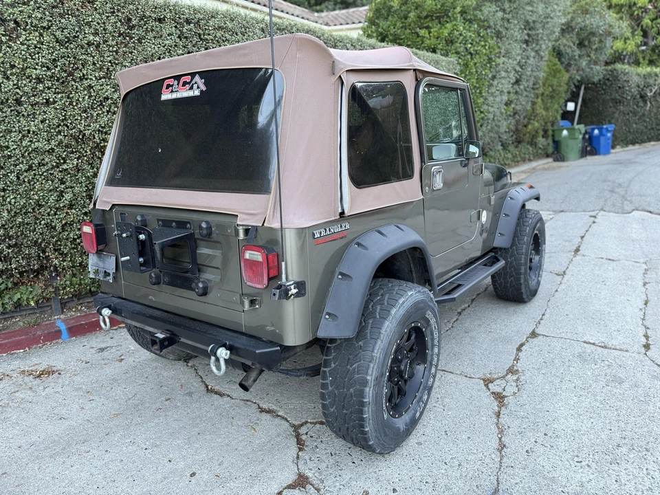 1990 Jeep YJ Wrangler - Image 18 of 31