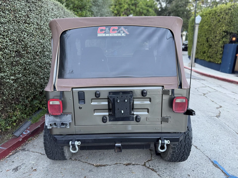 1990 Jeep YJ Wrangler - Image 14 of 31