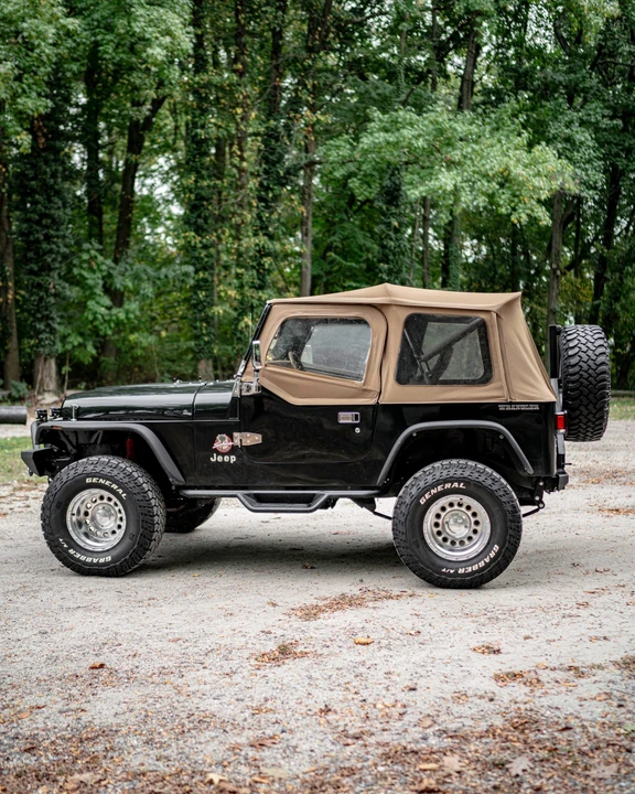 1990 Jeep YJ Wrangler - Image 18 of 31
