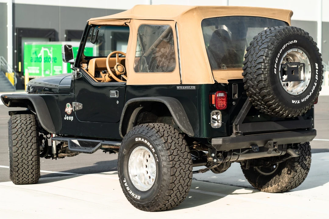 1990 Jeep YJ Wrangler - Image 26 of 31