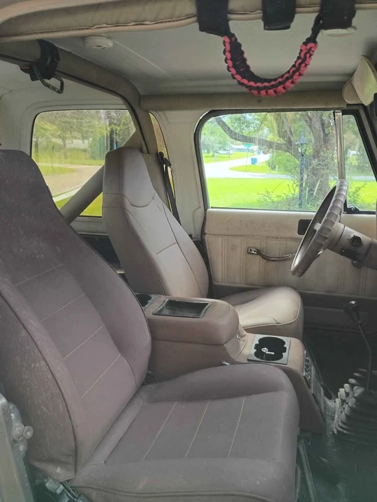 1990 Jeep YJ Wrangler - Image 7 of 15