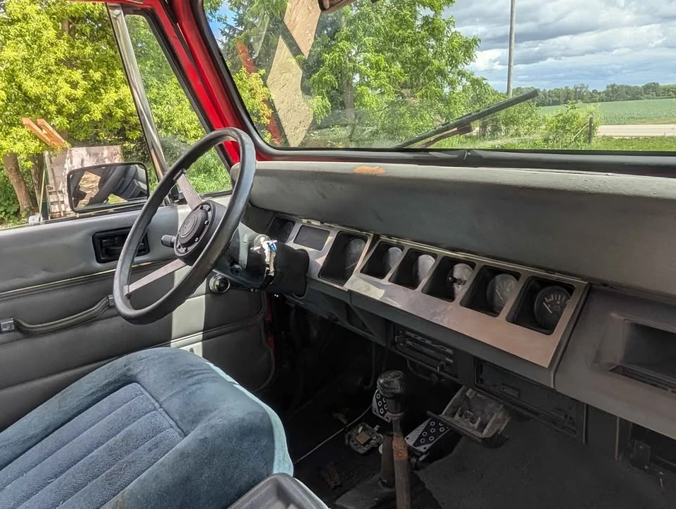 1990 Jeep YJ Wrangler - Image 5 of 16