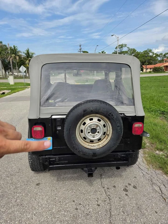 1990 Jeep YJ Wrangler - Image 5 of 11