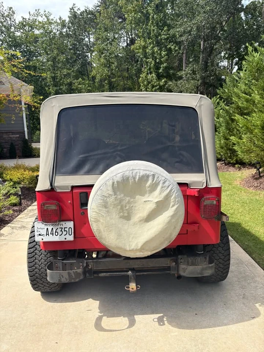 1990 Jeep YJ Wrangler - Image 10 of 15