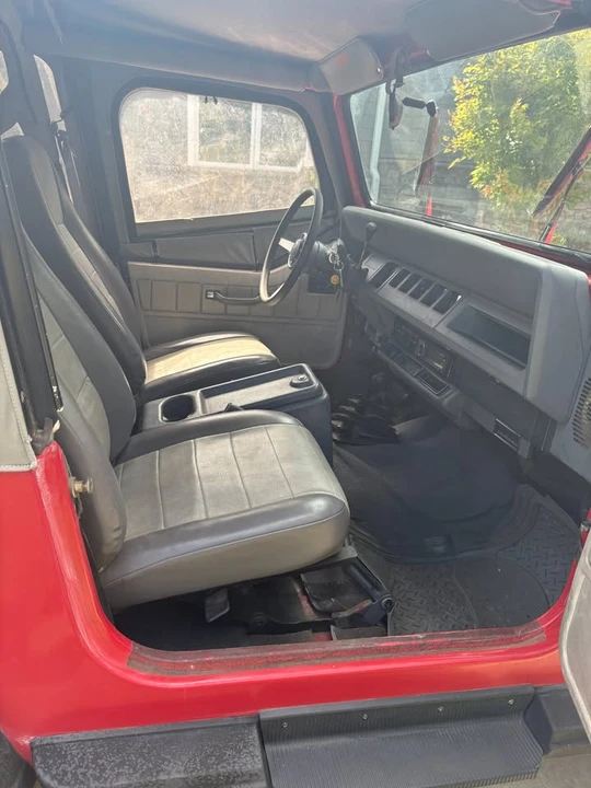 1990 Jeep YJ Wrangler - Image 2 of 15