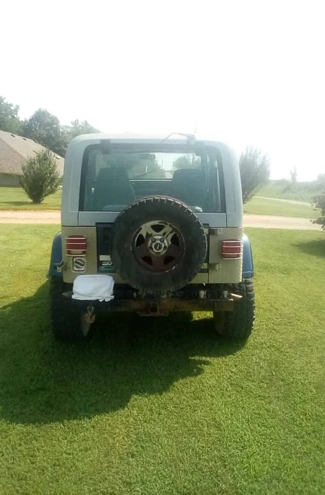 1990 Jeep YJ Wrangler - Image 10 of 12