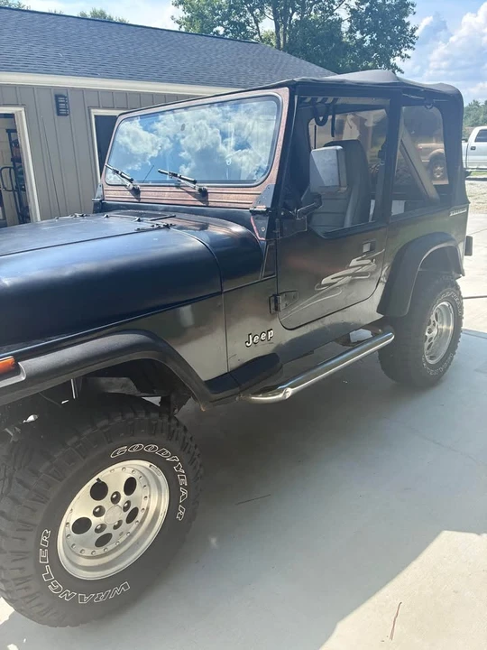 1990 Jeep YJ Wrangler - Image 6 of 9