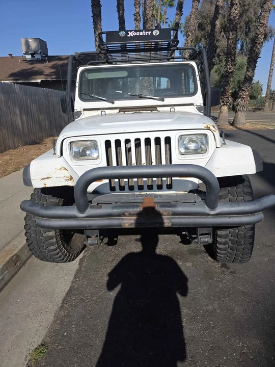 1990 Jeep YJ Wrangler - Image 5 of 5