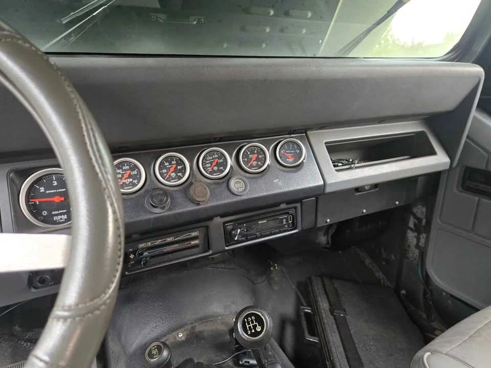 1990 Jeep YJ Wrangler - Image 15 of 20