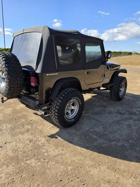 1990 Jeep YJ Wrangler - Image 4 of 20