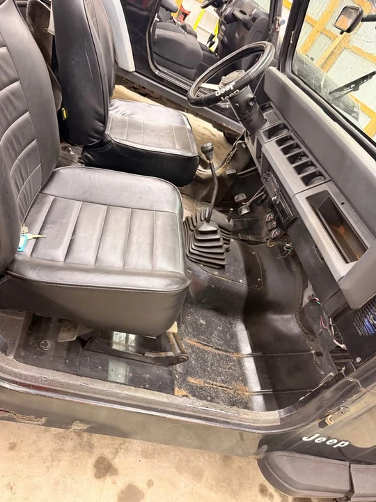 1990 Jeep YJ Wrangler - Image 10 of 10
