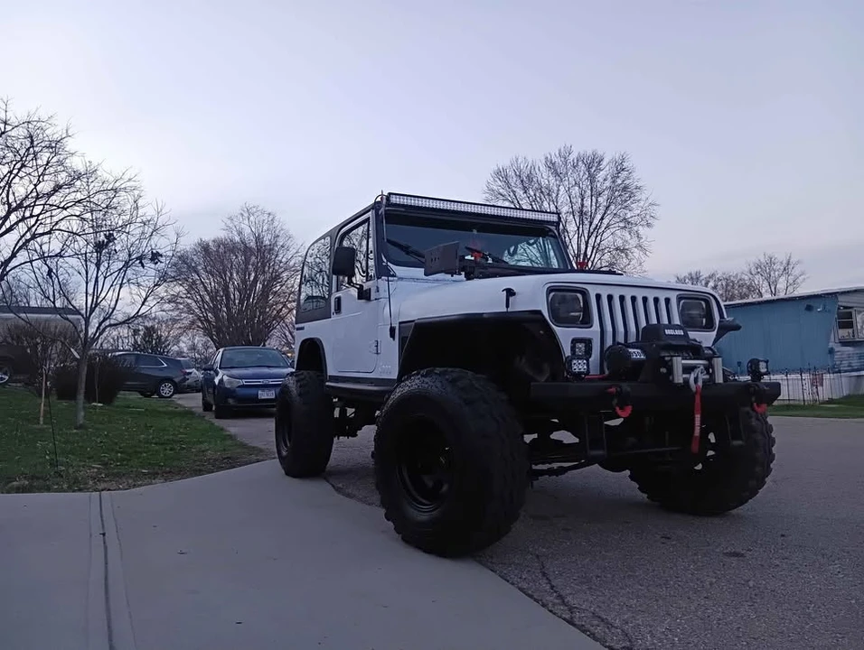 1990 Jeep YJ Wrangler - Image 6 of 10