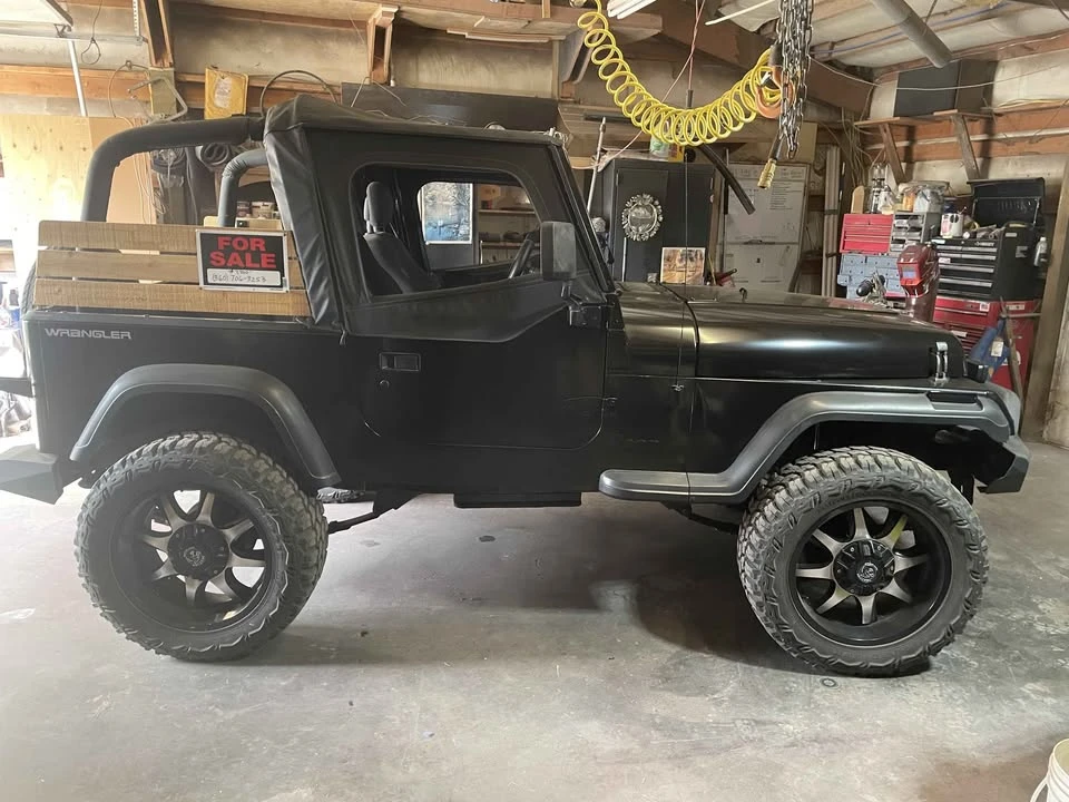 1990 Jeep YJ Wrangler - Image 9 of 11