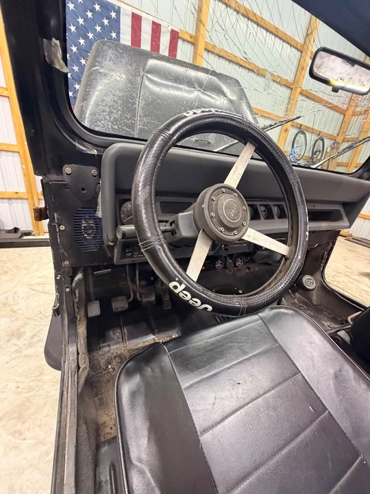 1990 Jeep YJ Wrangler - Image 9 of 10