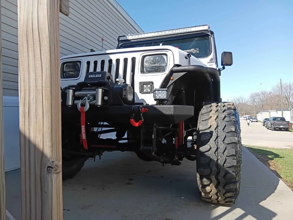 1990 Jeep YJ Wrangler - Image 5 of 10