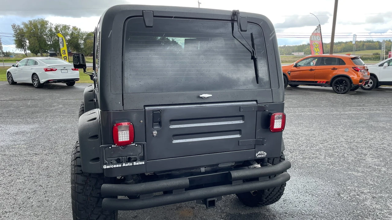 1990 Jeep YJ Wrangler - Image 11 of 13