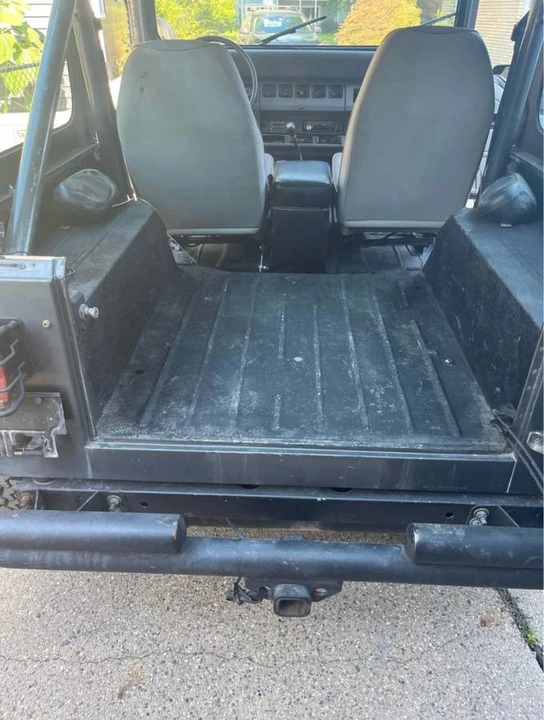 1990 Jeep YJ Wrangler - Image 5 of 20