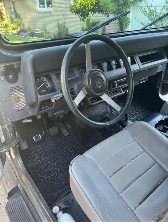 1990 Jeep YJ Wrangler - Image 18 of 20