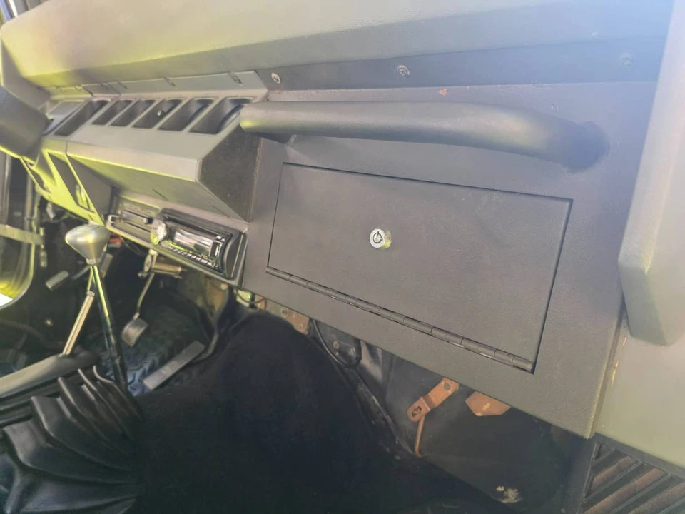 1990 Jeep YJ Wrangler - Image 14 of 22