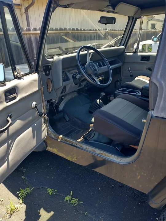 1990 Jeep YJ Wrangler - Image 8 of 11
