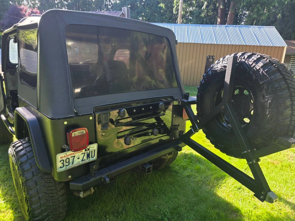 1990 Jeep YJ Wrangler - Image 21 of 22