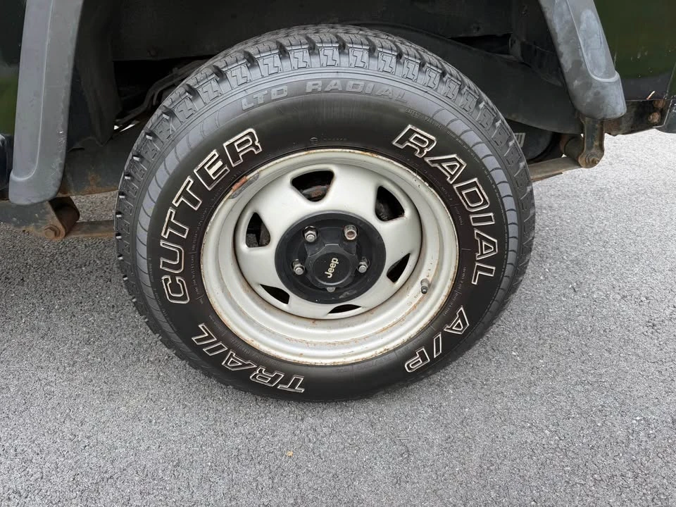 1990 Jeep YJ Wrangler - Image 15 of 20