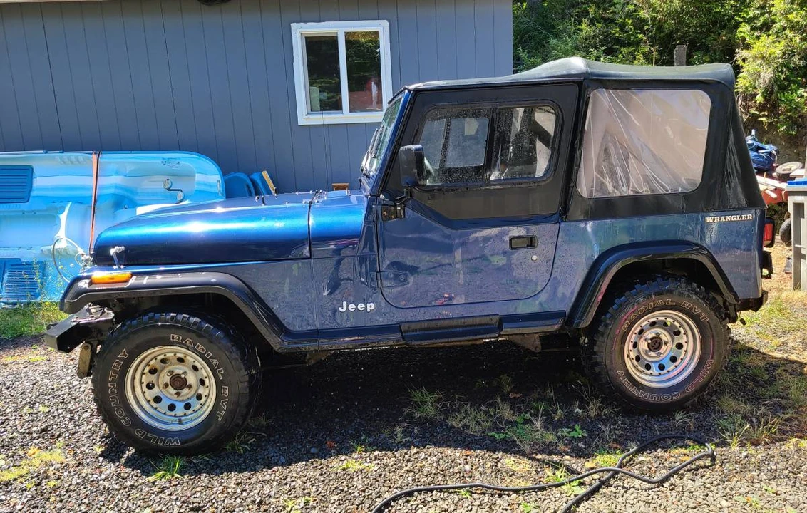 1990 Jeep YJ Wrangler - Image 5 of 5