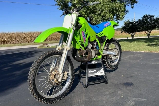 1990 Kawasaki KX - Image 3 of 6