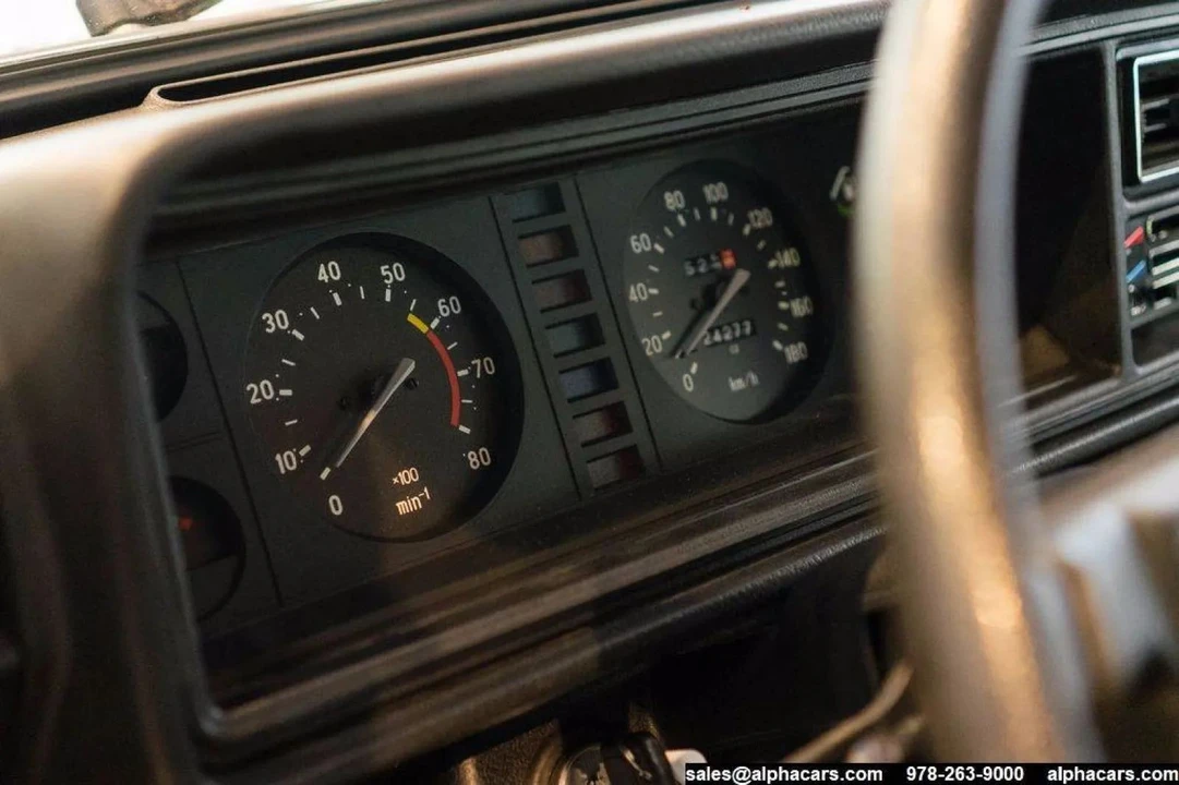 1990 Lada - Image 17 of 31