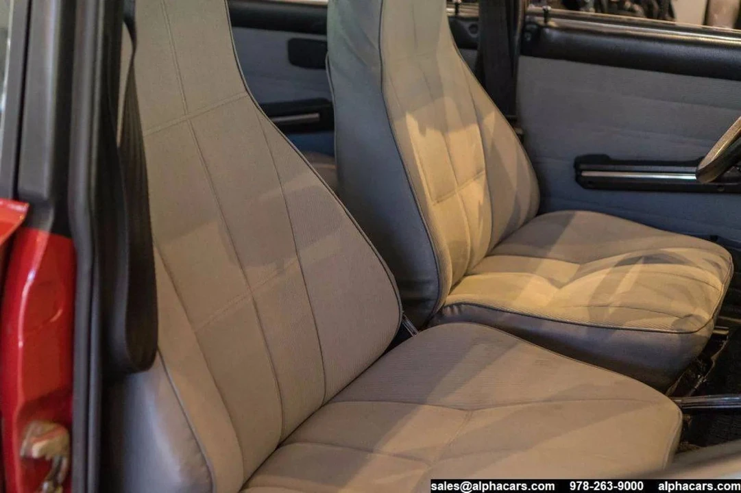 1990 Mazda - Image 28 of 31