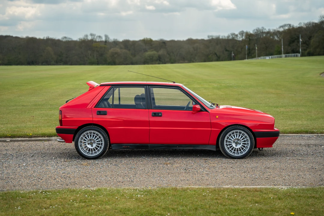 1990 Lancia Delta 1st Gen - Image 18 of 31