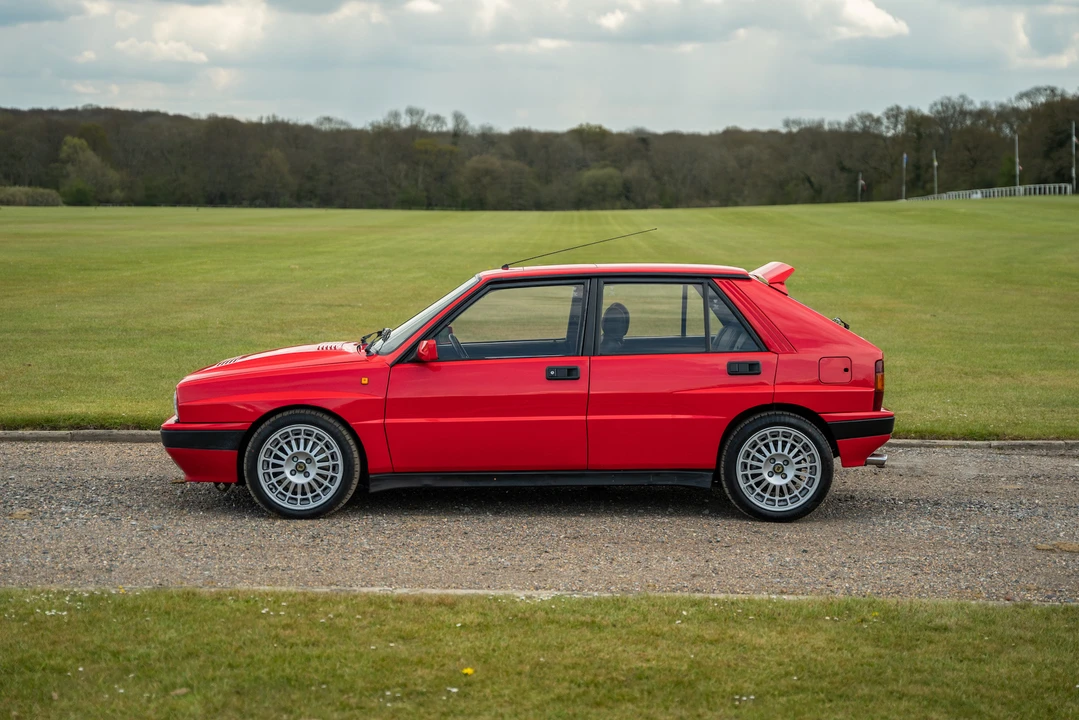 1990 Lancia Delta 1st Gen - Image 13 of 31