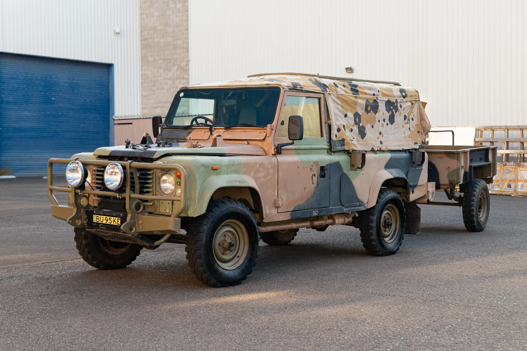 1990 Land Rover Defender 110 - Image 4 of 31