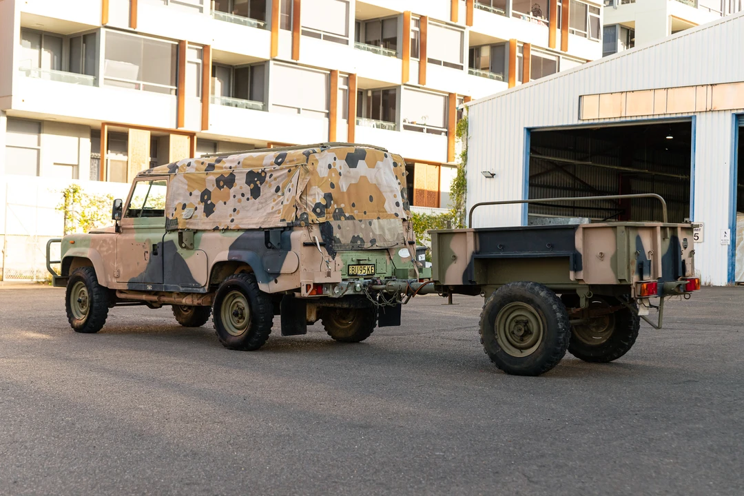 1990 Land Rover Defender 110 - Image 6 of 31
