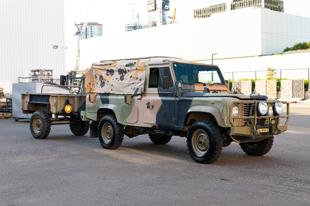 1990 Land Rover Defender 110 - Image 10 of 31