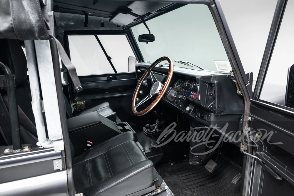 1990 Land Rover Defender 110 - Image 4 of 31