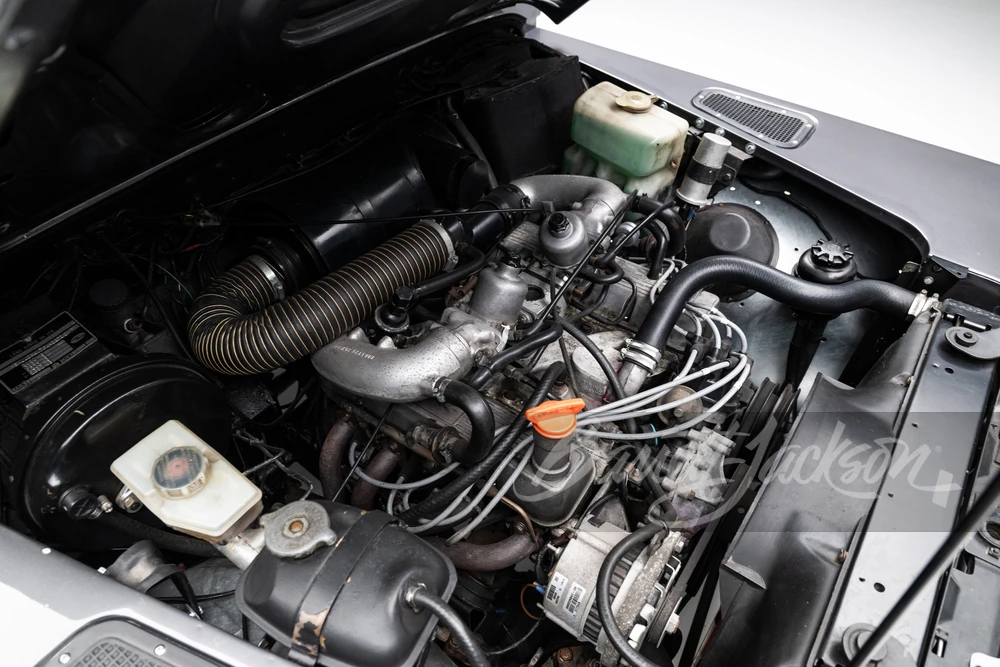 1990 Land Rover Defender 110 - Image 7 of 31